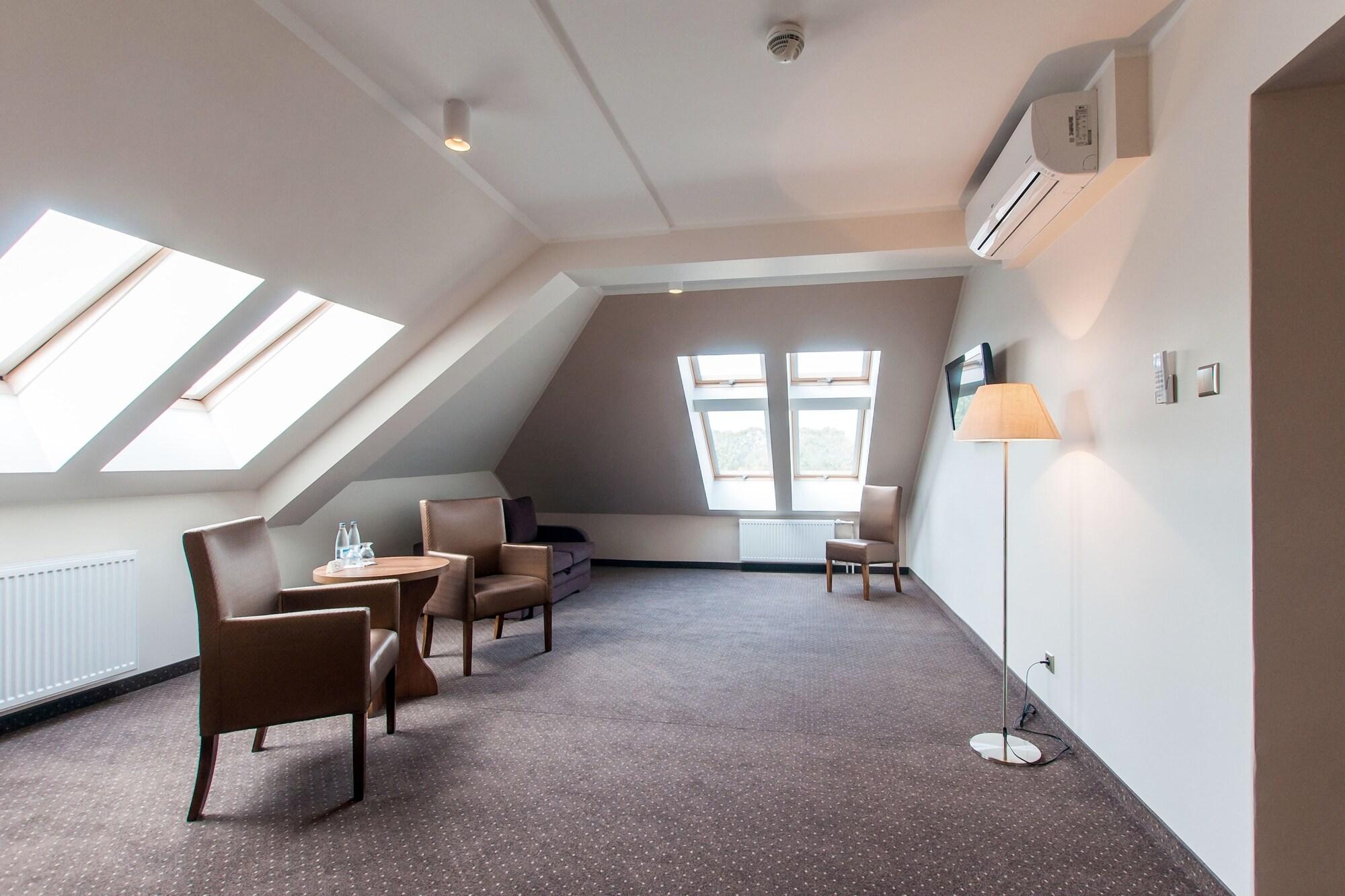 Hotel Gem Wroclaw Dış mekan fotoğraf