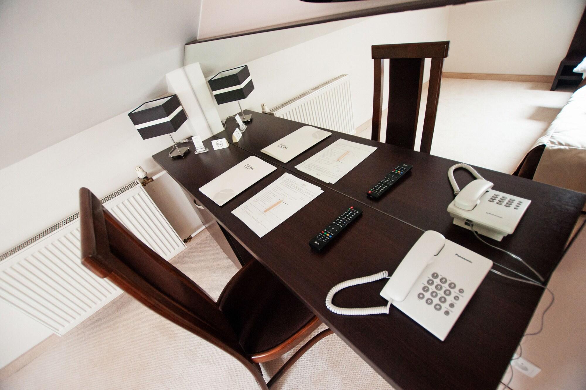 Hotel Gem Wroclaw Dış mekan fotoğraf